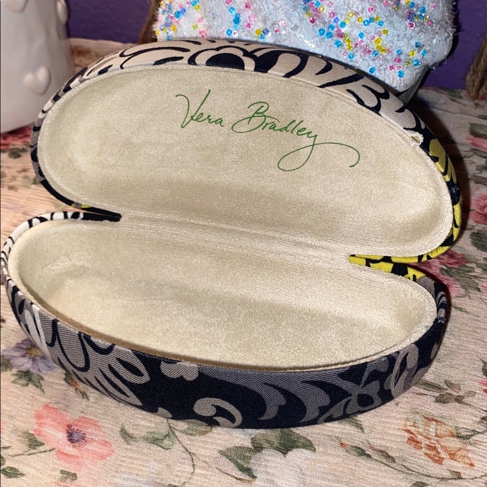 Vera Bradley Baroque Clamshell Eyeglass Case - Picture 2 of 6